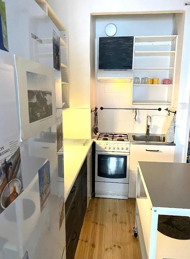 Bohemian Studio In Etu-Toeoeloe Apartment Helsinki
